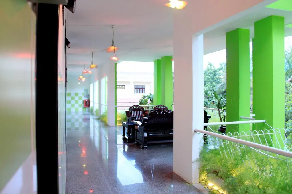 Ngoi Nha Xanh Hotel Da Nang